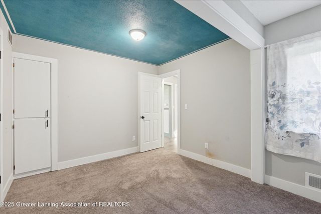 2250 Seminole Drive, Okemos, MI 48864