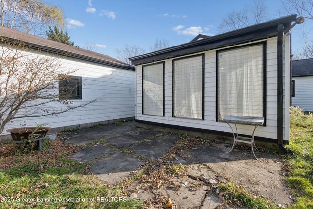 2250 Seminole Drive, Okemos, MI 48864