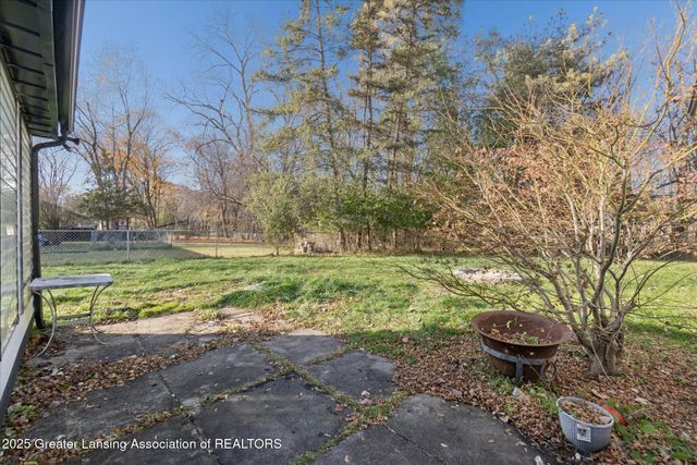 2250 Seminole Drive, Okemos, MI 48864