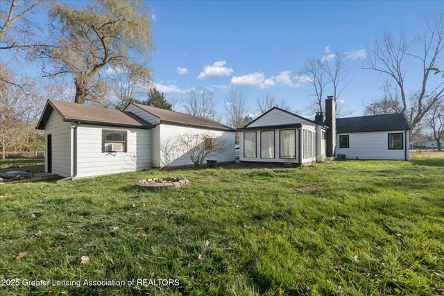 2250 Seminole Drive, Okemos, MI 48864