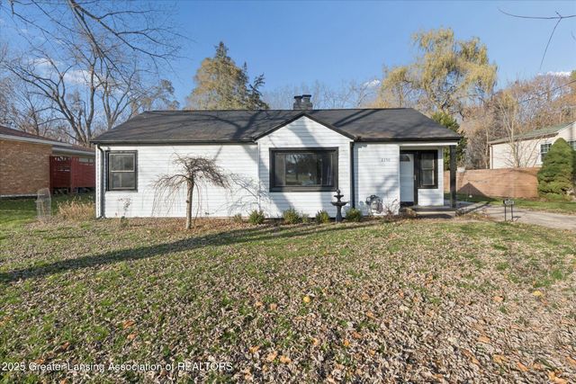 2250 Seminole Drive, Okemos, MI 48864