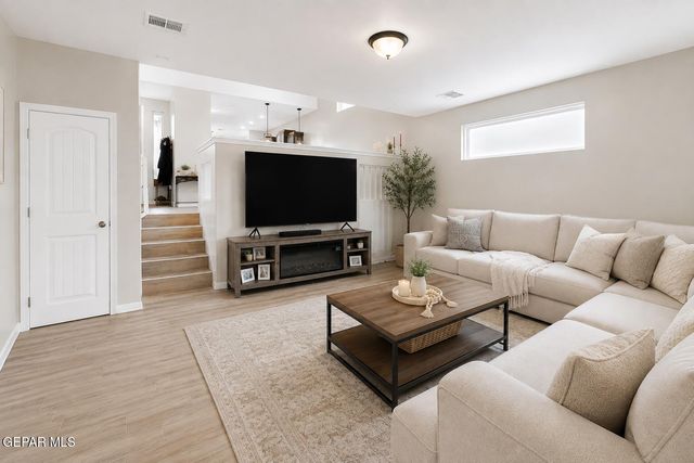 13648 GLEN VISTA Lane, Horizon City, TX 79928