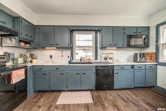 501 S BUCHANAN Street, Marion, IL 62959