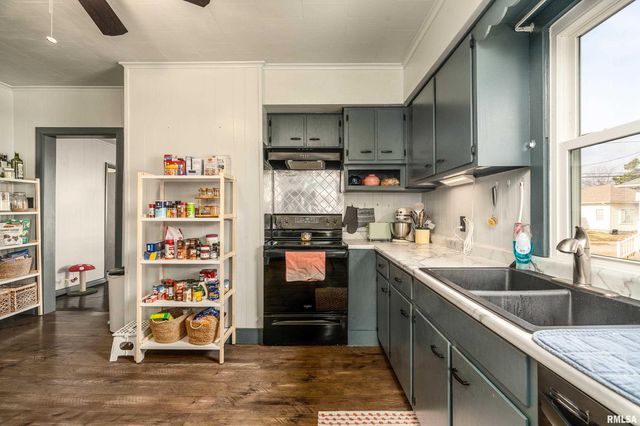 501 S BUCHANAN Street, Marion, IL 62959