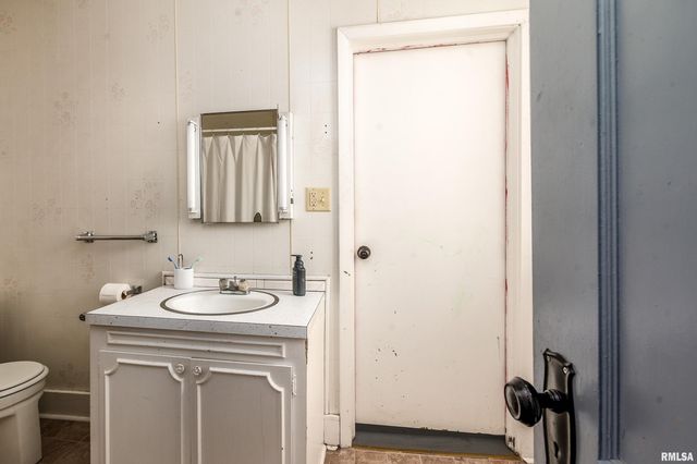 501 S BUCHANAN Street, Marion, IL 62959