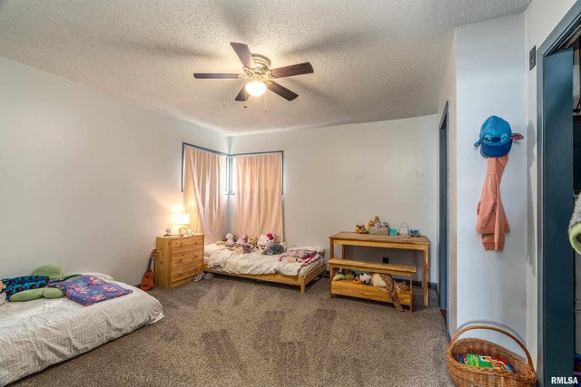 501 S BUCHANAN Street, Marion, IL 62959