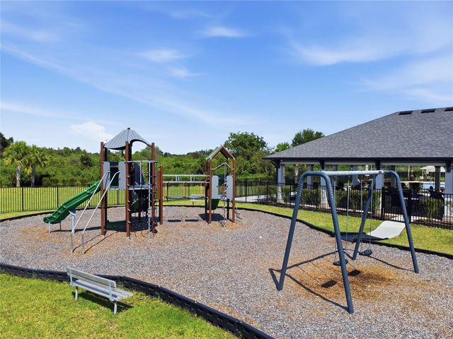 2633 SUNNY PEBBLE LOOP, Zephyrhills, FL 33540