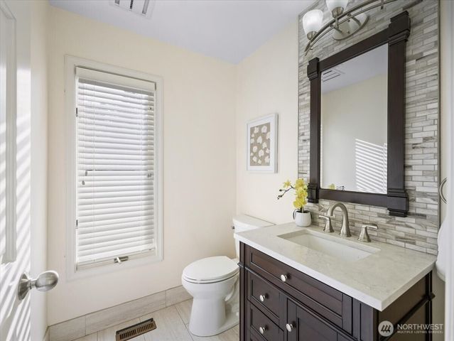 14823 164th Place NE, Woodinville, WA 98072