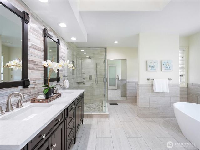 14823 164th Place NE, Woodinville, WA 98072