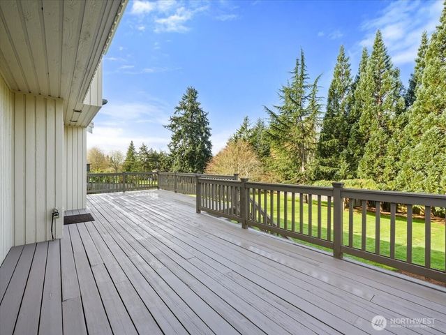 14823 164th Place NE, Woodinville, WA 98072