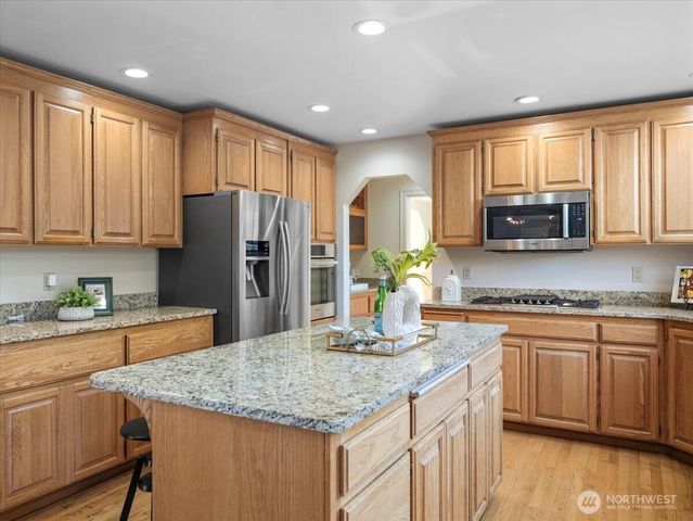 14823 164th Place NE, Woodinville, WA 98072