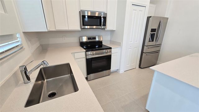 2664 ARMSTRONG AVENUE, Clermont, FL 34714