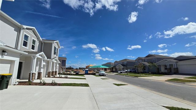 2664 ARMSTRONG AVENUE, Clermont, FL 34714