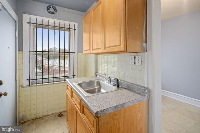 4915 WISSAHICKON AVE, Philadelphia, PA 19144