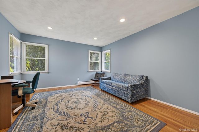 36 Arbor Lane, Dix Hills, NY 11746