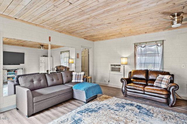 11053 Us 401 N, Fuquay Varina, NC 27526