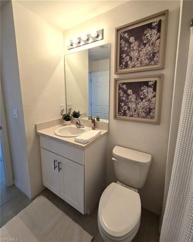 1814 NE 40th LN, Cape Coral, FL 33909