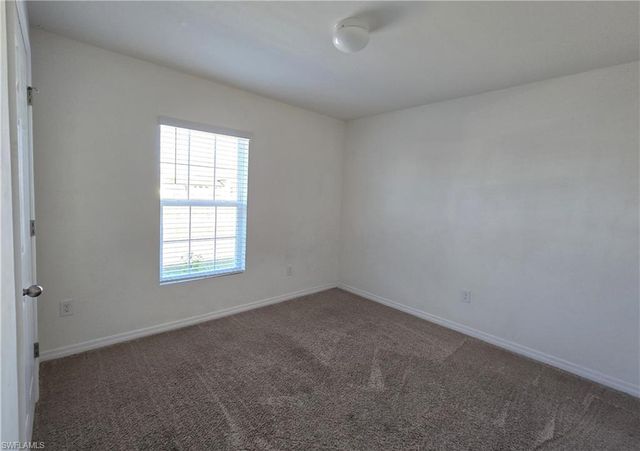 1814 NE 40th LN, Cape Coral, FL 33909