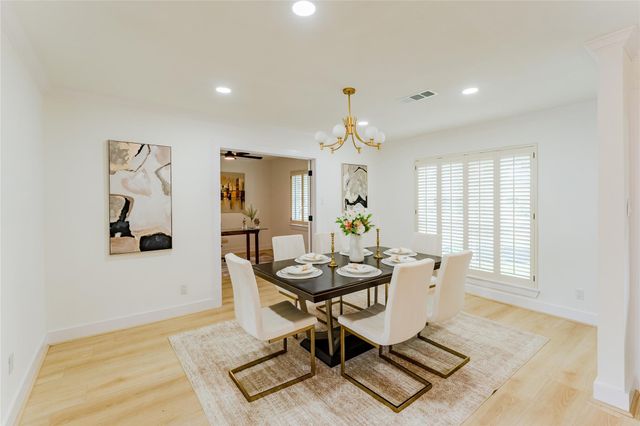 6027 Valkeith Drive, Houston, TX 77096