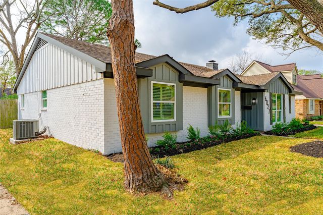6027 Valkeith Drive, Houston, TX 77096