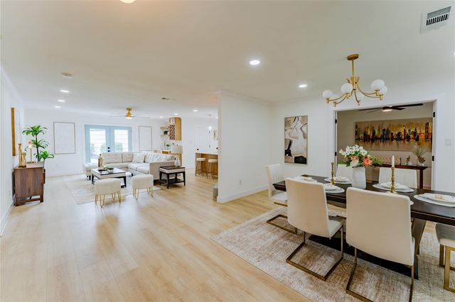 6027 Valkeith Drive, Houston, TX 77096