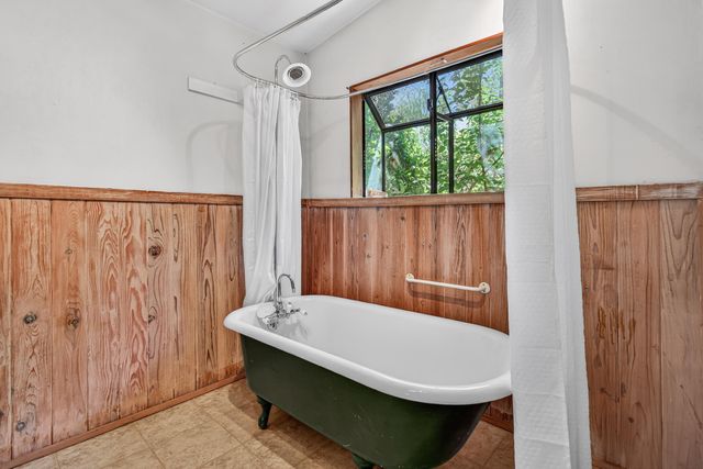 324 Liberty Street, Ashland, OR 97520