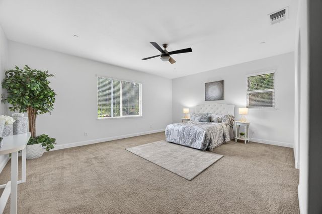 7 Triumph Ct, Sacramento, CA 95831