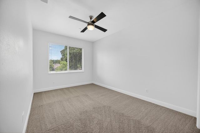 7 Triumph Ct, Sacramento, CA 95831