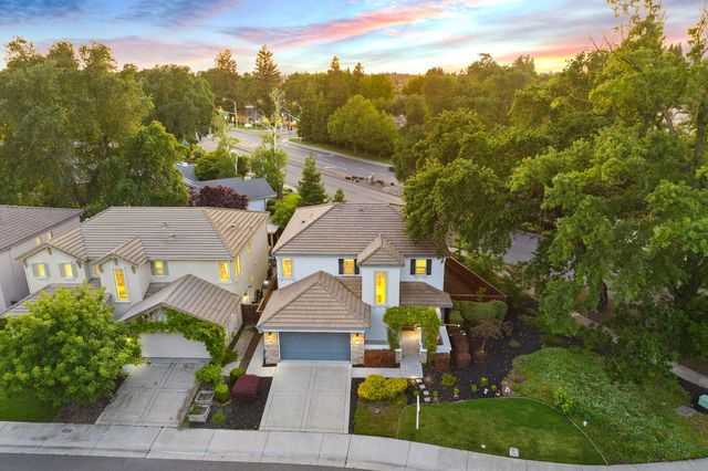 7 Triumph Ct, Sacramento, CA 95831