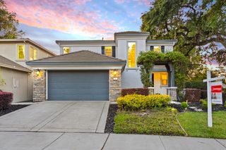 7 Triumph Ct, Sacramento, CA 95831