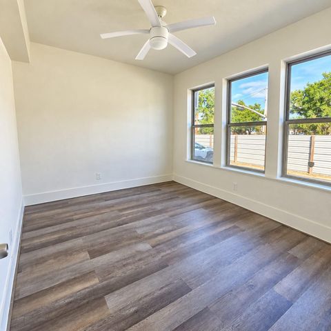 4540 Mckinney Street 2, Houston, TX 77023
