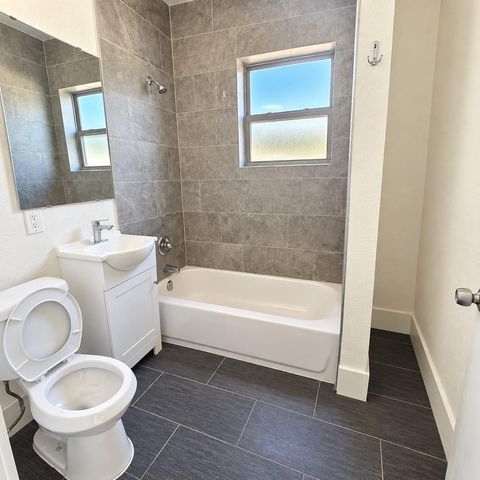 4540 Mckinney Street 2, Houston, TX 77023