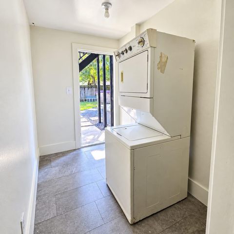 4540 Mckinney Street 2, Houston, TX 77023