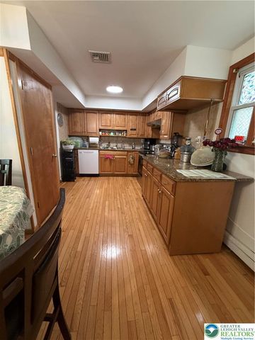 1318 East 4Th Street, Bethlehem City, PA 18015