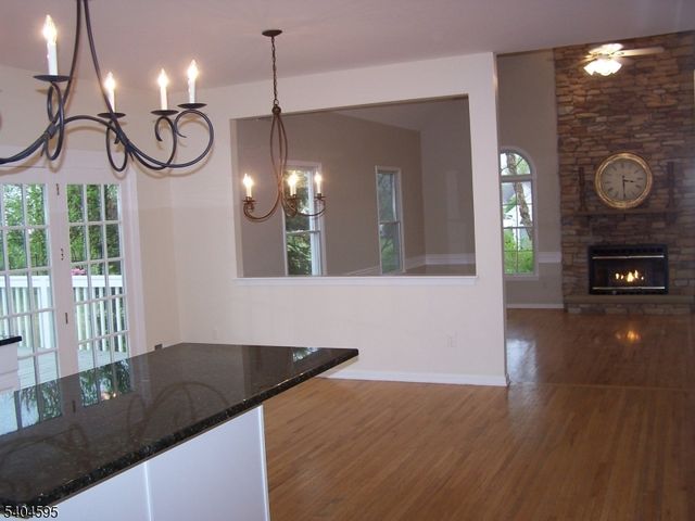 20 Northwood Dr, Alexandria Twp., NJ 08867