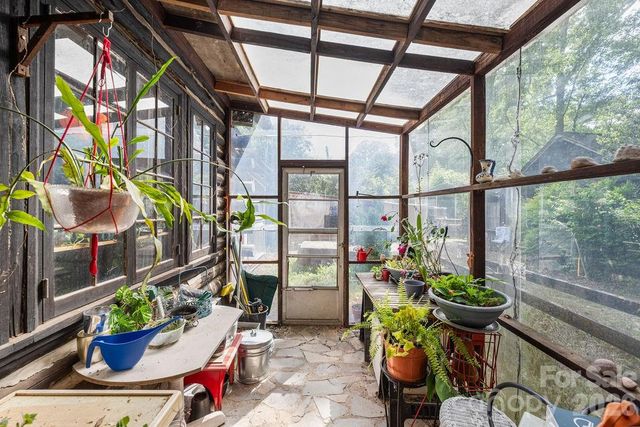 2107 Mandarin Boulevard, Charlotte, NC 28205