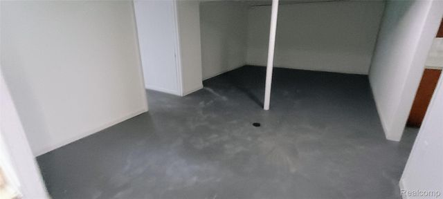 8025 Randy Drive, Westland, MI 48185