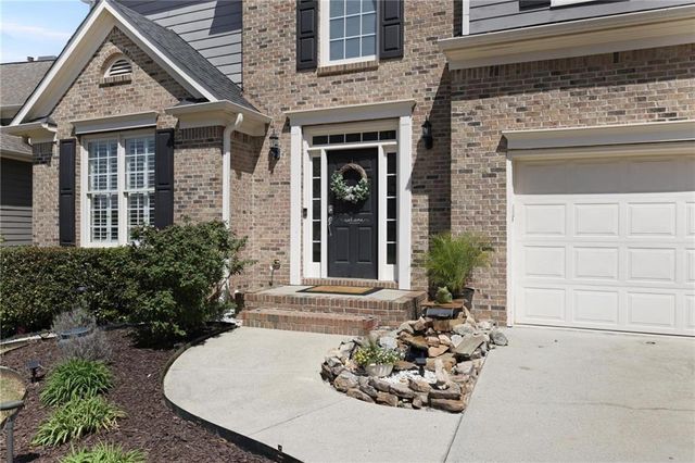 5742 Vinings Retreat Way SW, Mableton, GA 30126