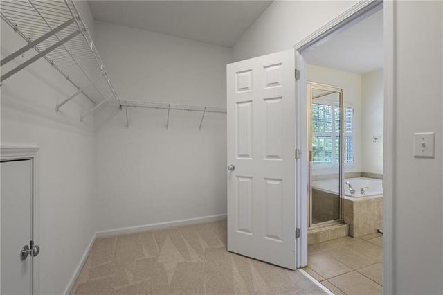 5742 Vinings Retreat Way SW, Mableton, GA 30126