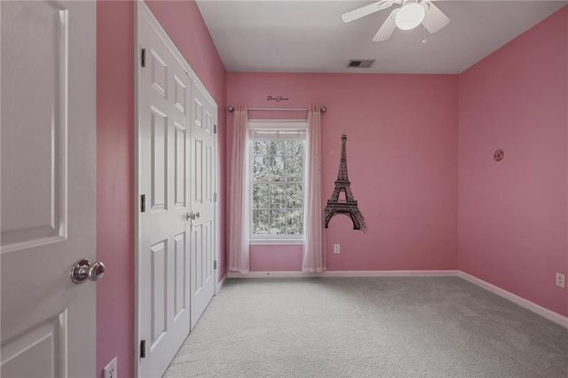 5742 Vinings Retreat Way SW, Mableton, GA 30126