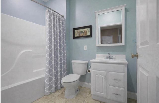 5742 Vinings Retreat Way SW, Mableton, GA 30126