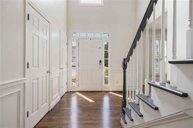 5742 Vinings Retreat Way SW, Mableton, GA 30126