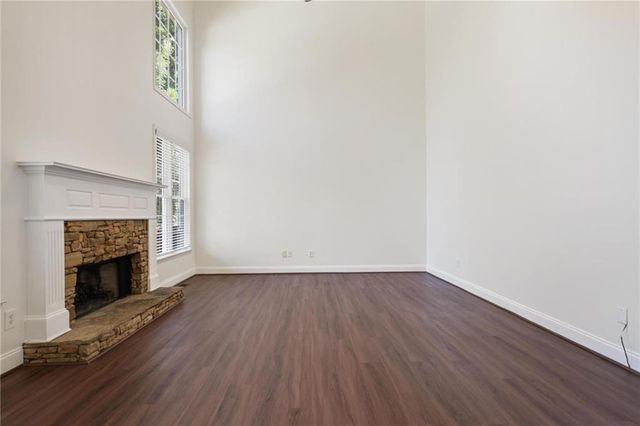 5742 Vinings Retreat Way SW, Mableton, GA 30126