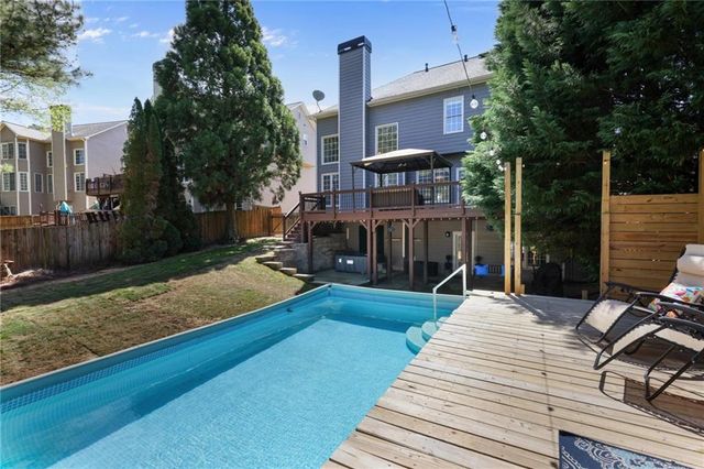 5742 Vinings Retreat Way SW, Mableton, GA 30126