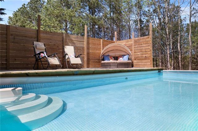 5742 Vinings Retreat Way SW, Mableton, GA 30126