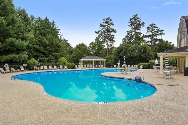 5742 Vinings Retreat Way SW, Mableton, GA 30126