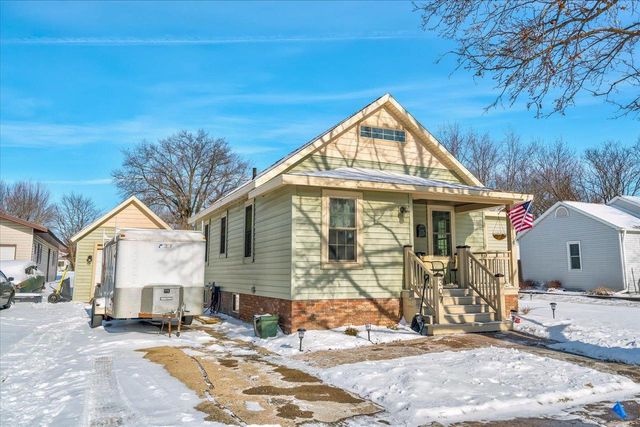 307 W 3rd Street, Waunakee, WI 53597