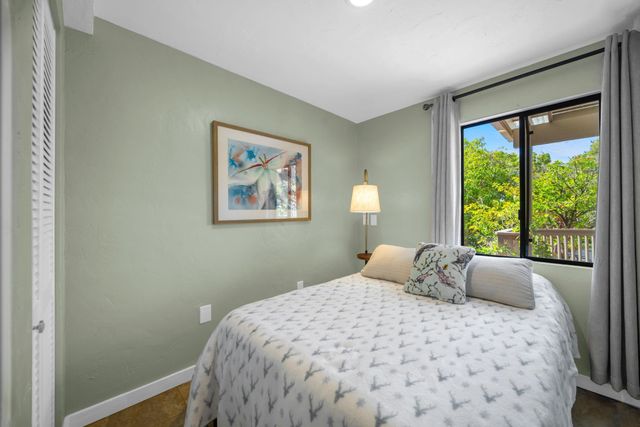 620 Awalau Rd, Haiku, HI 96708