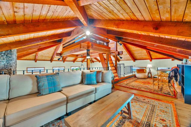 620 Awalau Rd, Haiku, HI 96708