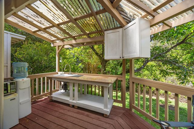 620 Awalau Rd, Haiku, HI 96708